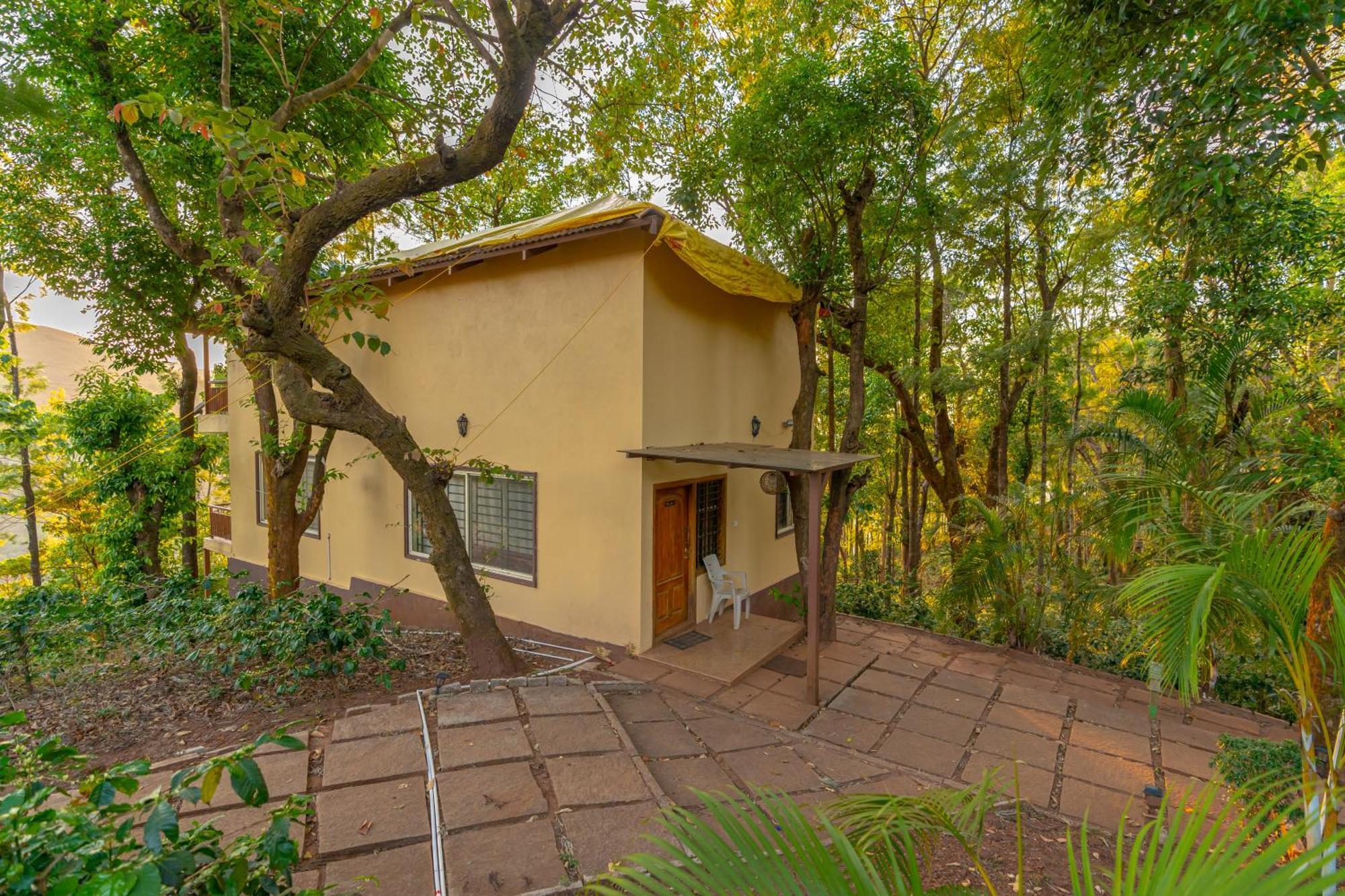 Отель Q Swarga Retreat Attigundi Экстерьер фото