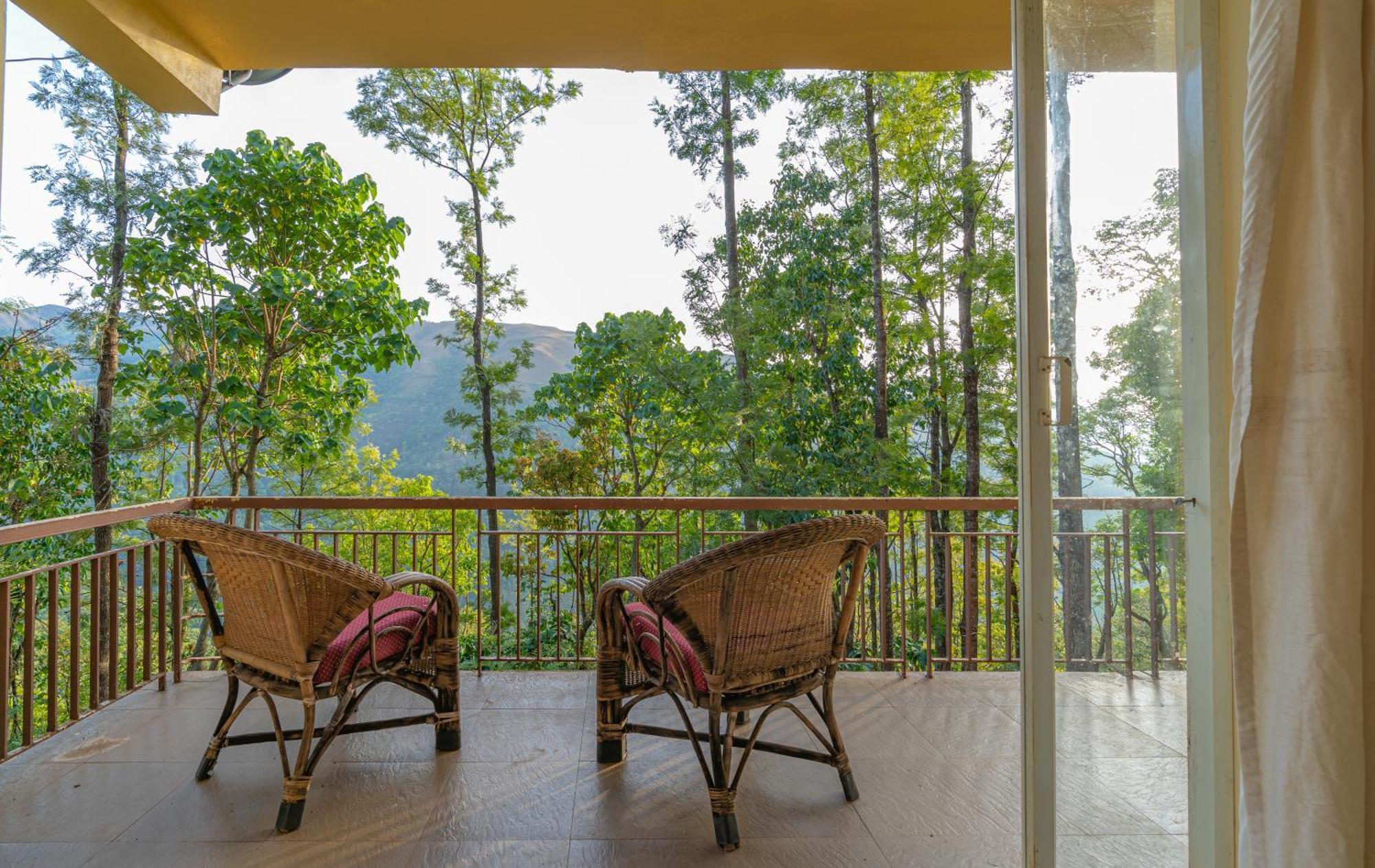 Отель Q Swarga Retreat Attigundi Экстерьер фото