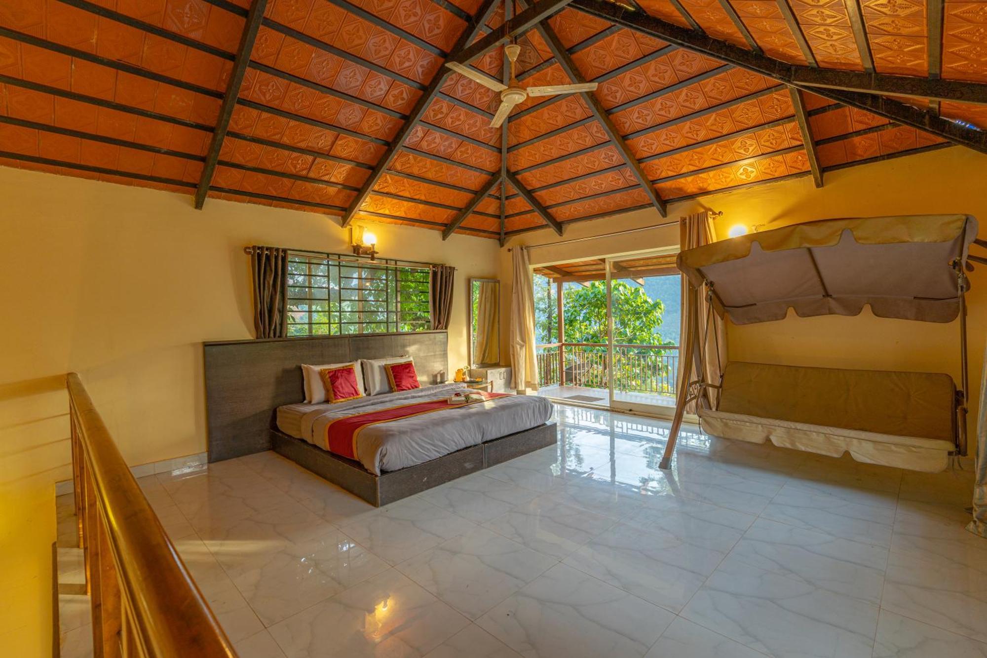 Отель Q Swarga Retreat Attigundi Экстерьер фото
